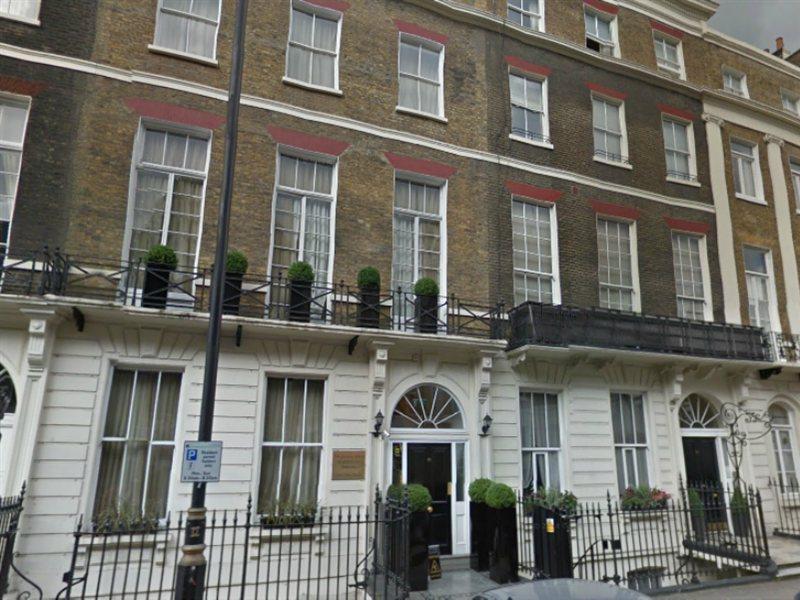 Park Grand Mayfair Londen Buitenkant foto The former home of the Royal Society of Medicine, 1 Tavistock Square, London