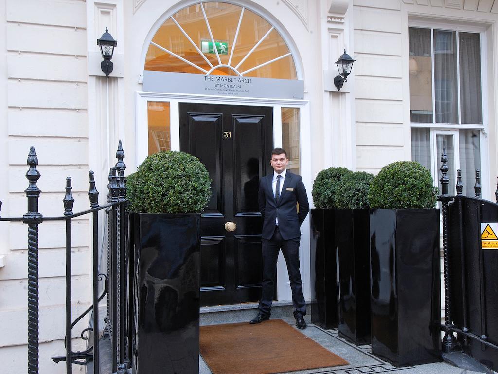 Park Grand Mayfair Londen Buitenkant foto Entrance to the hotel